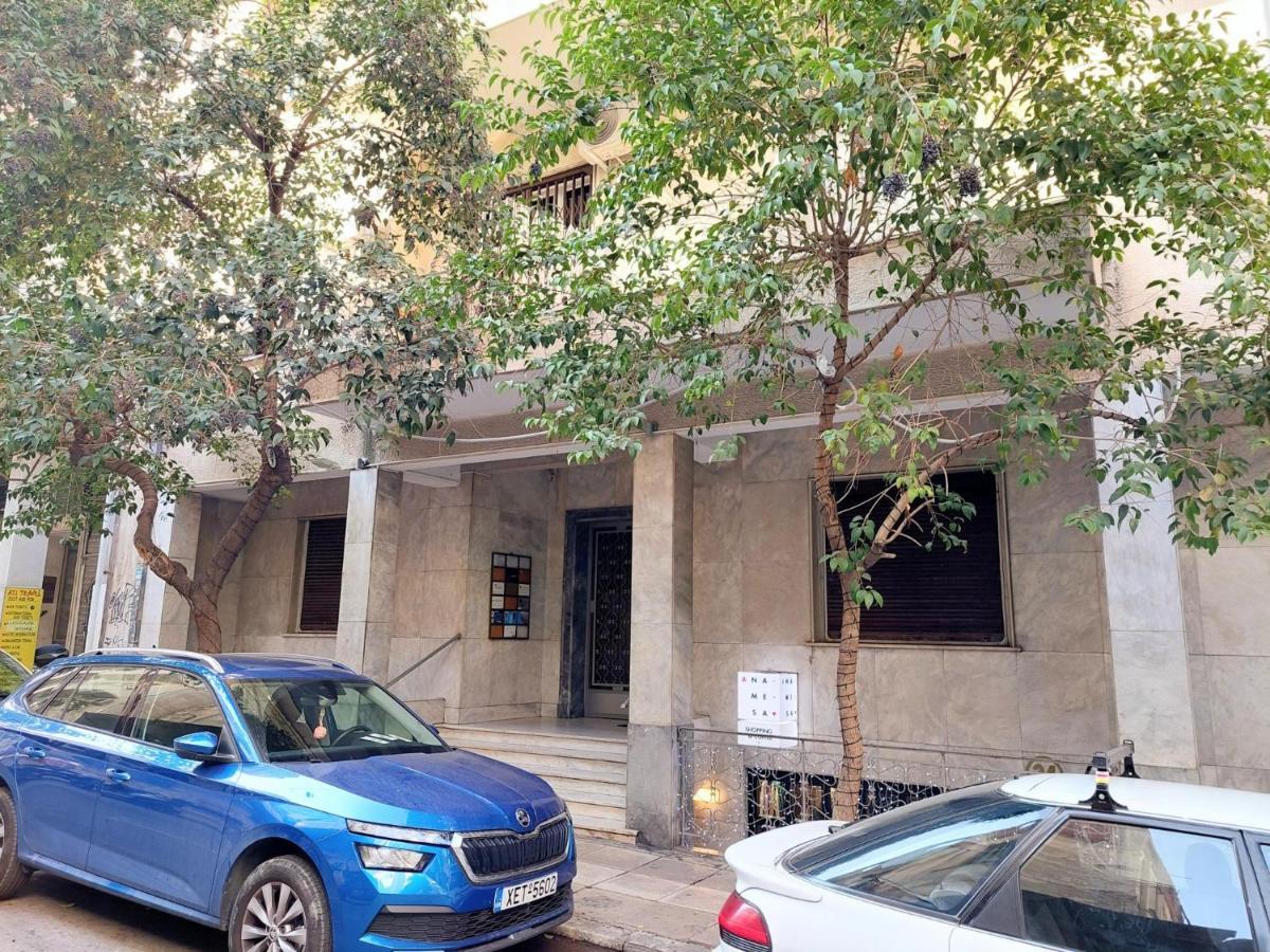 Grand Apartment In Parliament Square Athen Exterior foto