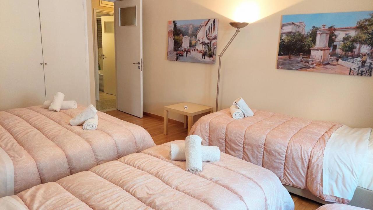 Grand Apartment In Parliament Square Athen Exterior foto